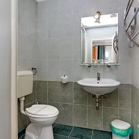 Triple Uvala Pokrivenik 2069l Guest house Split