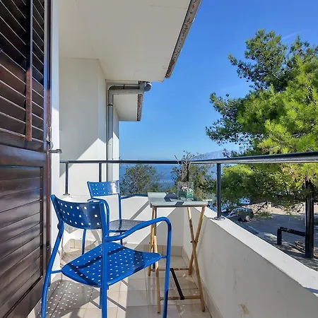Guest house Triple Uvala Pokrivenik 2069l 3*